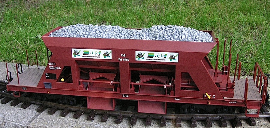 RhB Schüttgutwagen (Hopper) Fad 8704