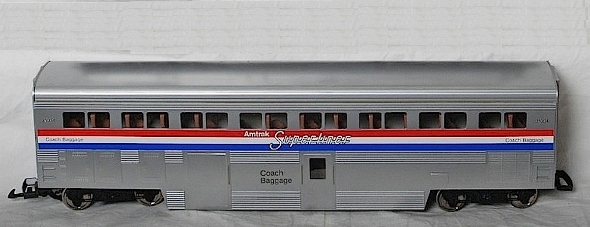 Amtrak Superliner Personen-/Gepäckwagen (Coach - Baggage car)