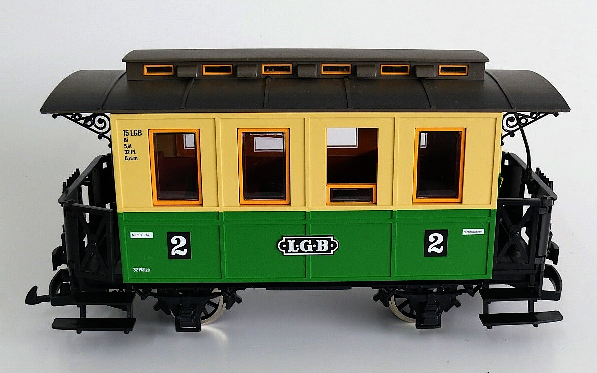 LGB Personenwagen 2. Klasse (Passenger car 2nd class)