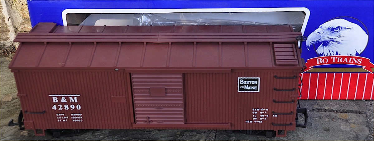 Boston & Main Gedeckter Güterwagen (Box car) 42890
