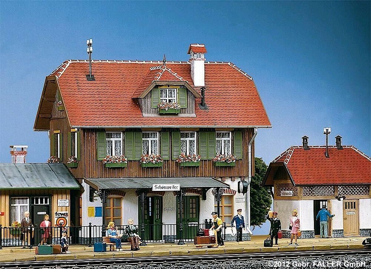 Bahnhof (Railway Station) Schönweiler