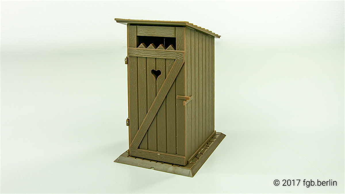 Toilettenhäuschen (Outhouse)