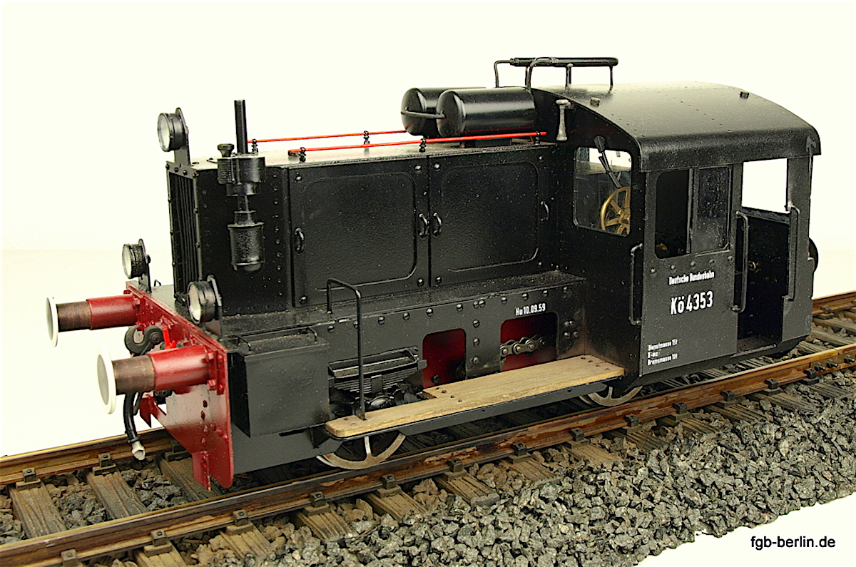 DR Diesellok (Diesel locomotive) Kö4353