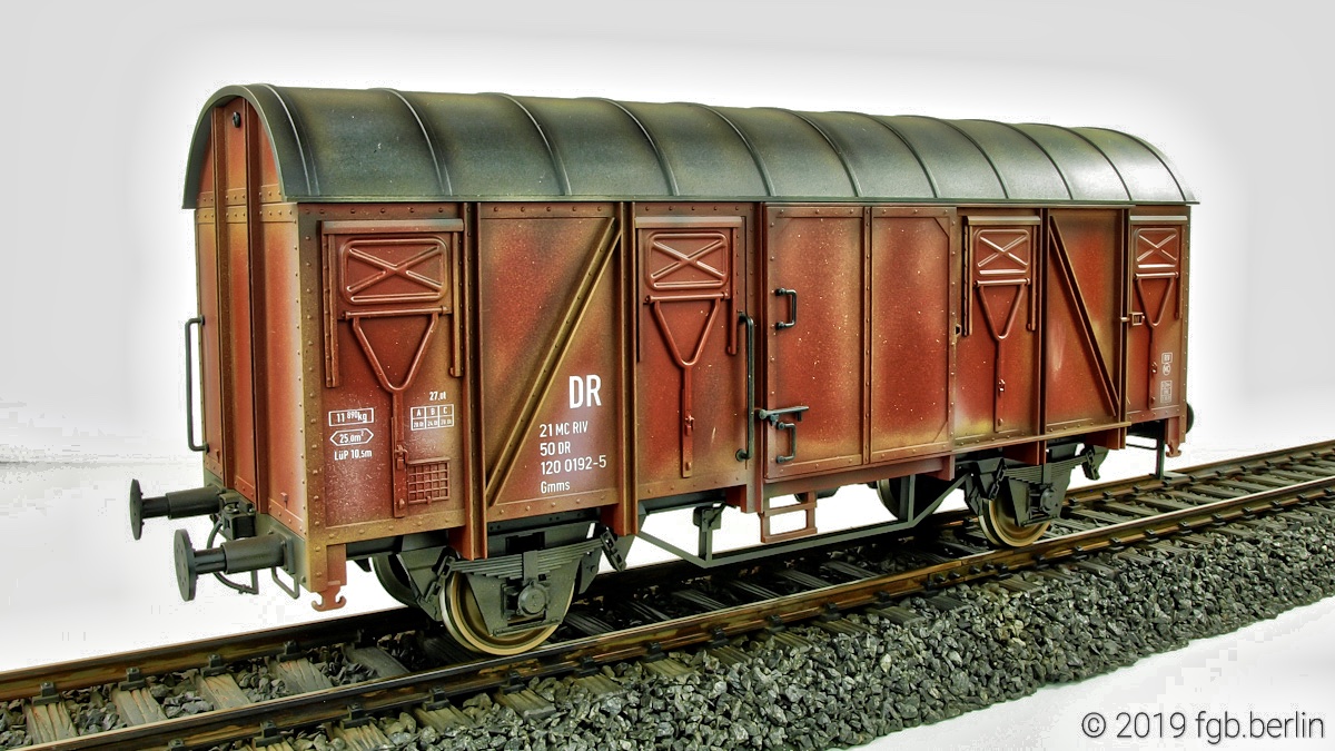 DR gedeckter Güterwagen (Boxcar) Gmms 120 0192-5 (gealtert/weathered)