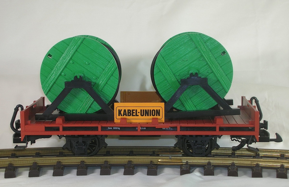 Kabel Union Flachwagen mit Kabeltrommeln (Flat car with cable reels)