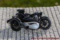 Motorrad mit Beiwagen (Motorcycle with sidecar)EMW R 35/3
