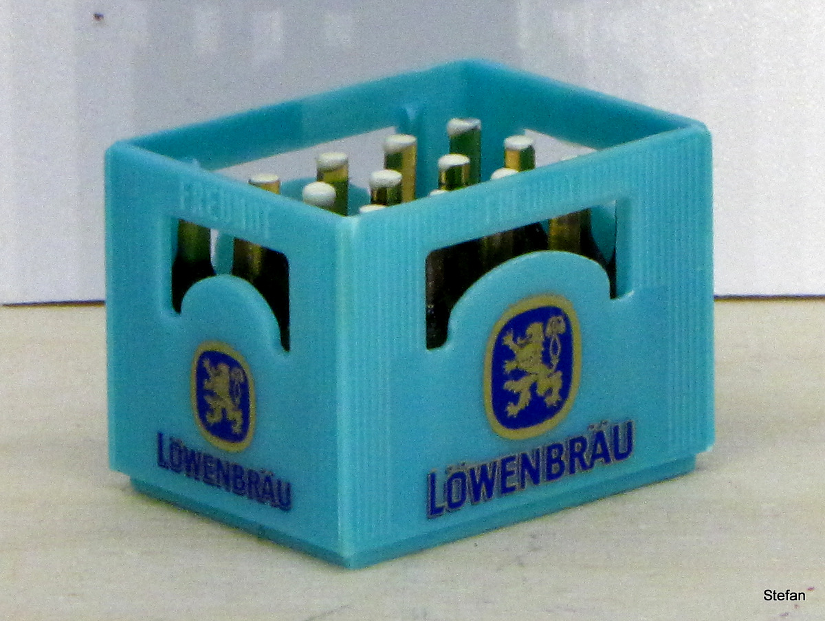 Bierkiste (Beer crate) - Löwenbräu