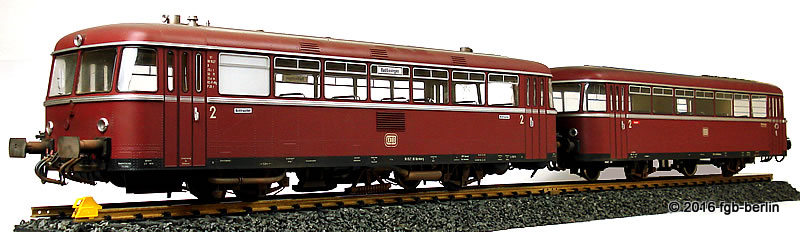 DB Trieb- und Steuerwagen set (Rail and control car set) VT 98